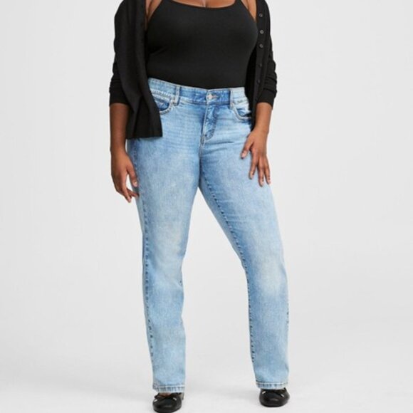 TORRID NWT Bombshell Straight Jeans Premiun Stretch High Waist Light Wash 22R - Picture 1 of 15